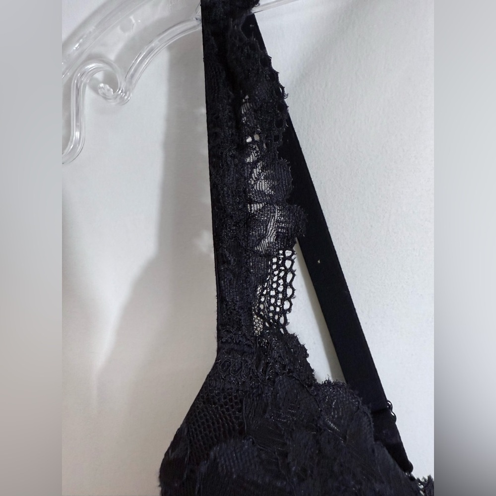 Victoria’s Secret Body By Victoria Black Lace Lined Demi Bra Size 34DD - Picture 6 of 11